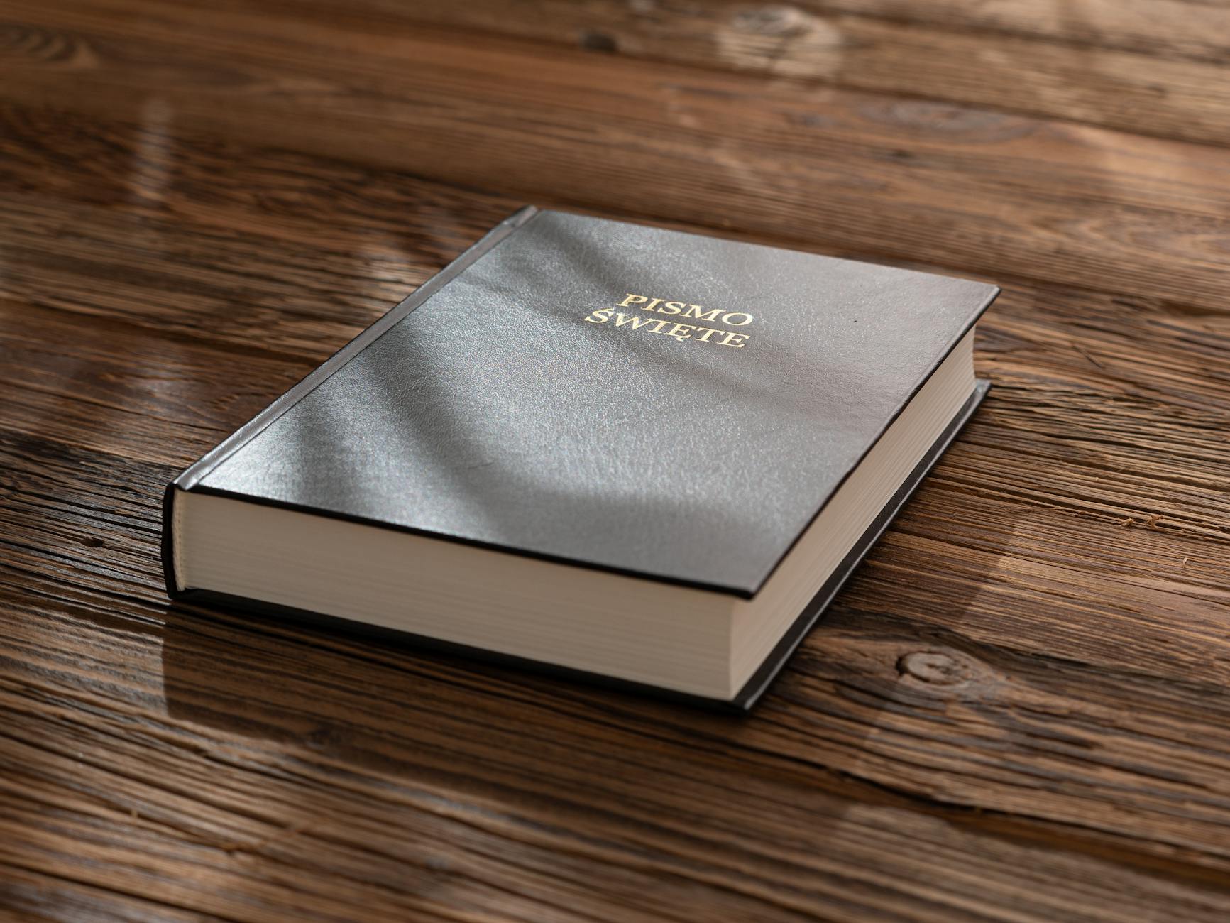 Wielkanoc w Darłowie: Tradycja, Świętowanie i Morskie Powiewy